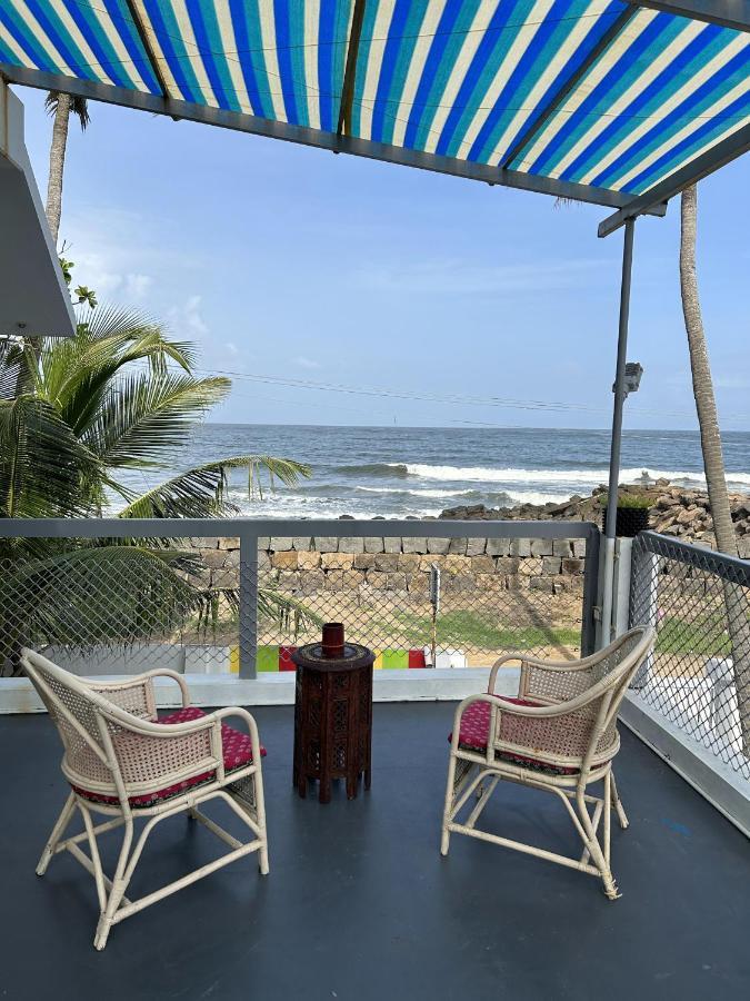 Chameleon Beach Resort, Cherai Kochi Esterno foto