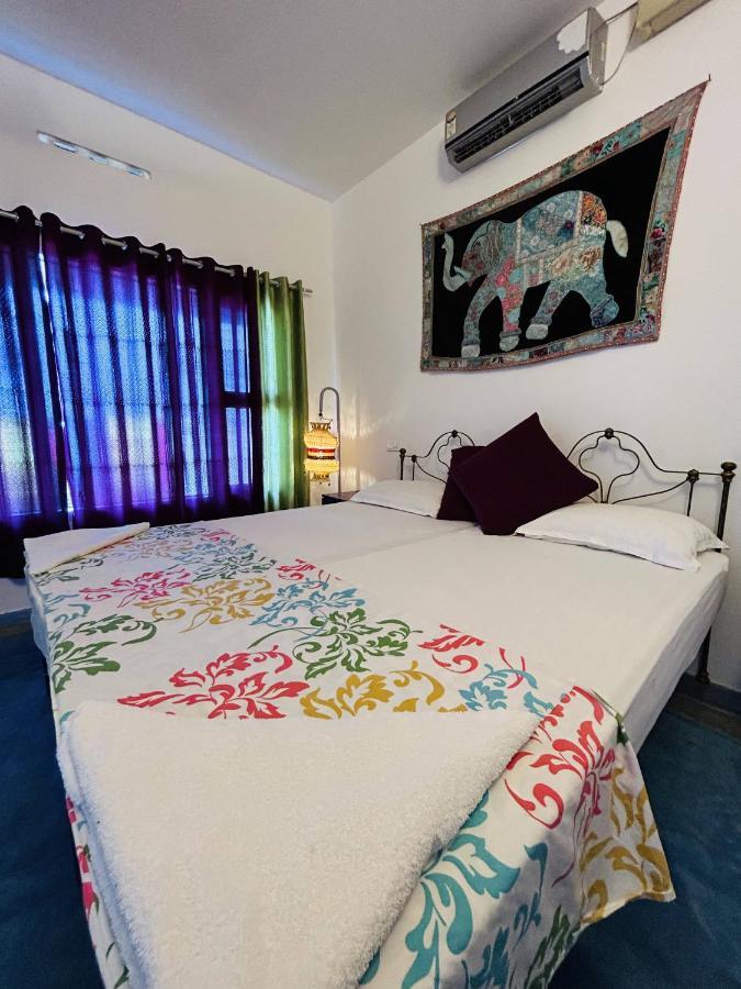 Chameleon Beach Resort, Cherai Kochi Esterno foto